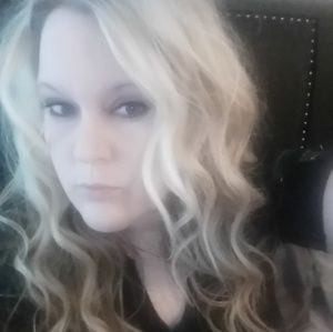 Meet your Posher, Shara